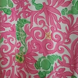 Lilly Pulitzer skirt worn so avg condition